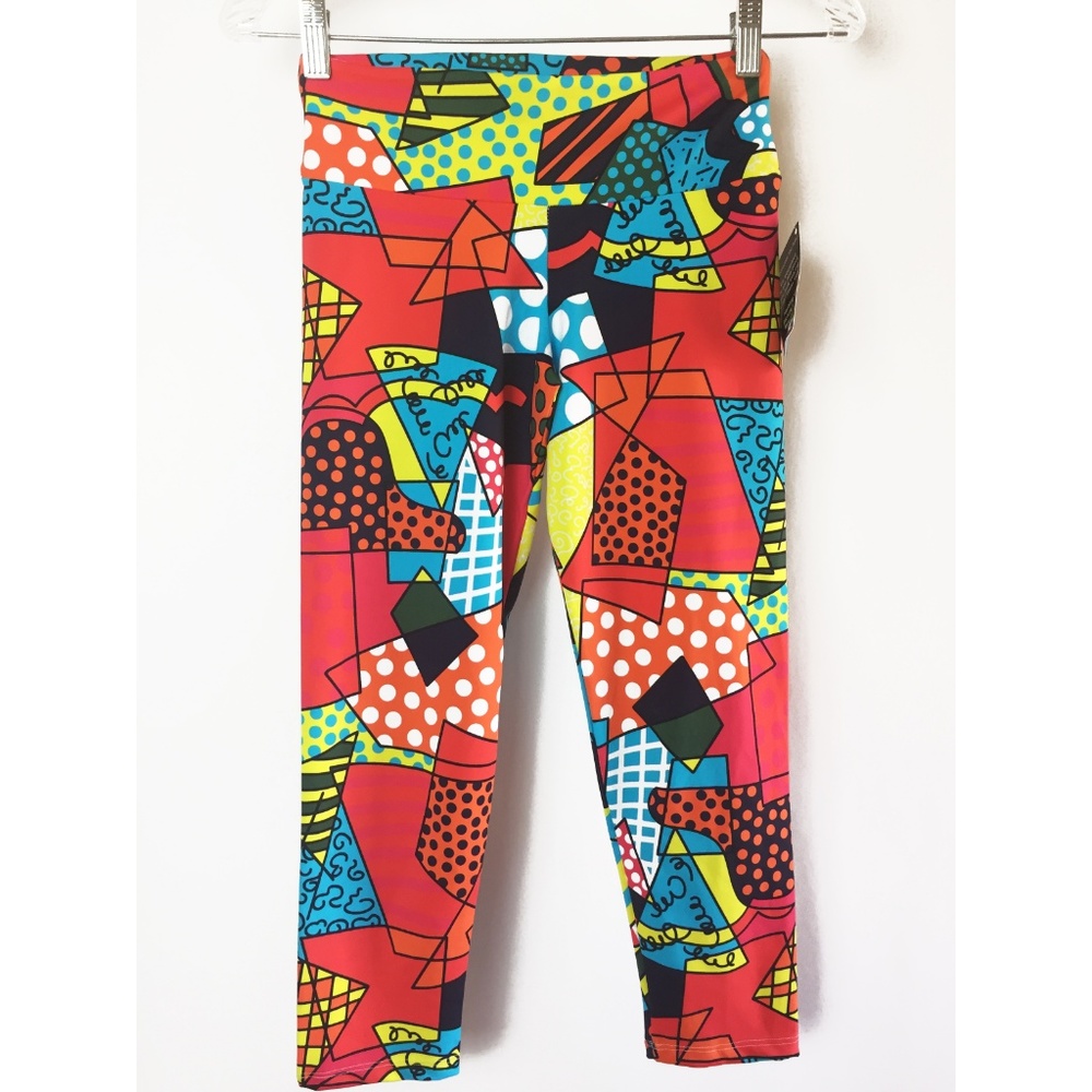 Lino Fitness | Romero Britto Printed Capri Womens - Picture 2 of 4